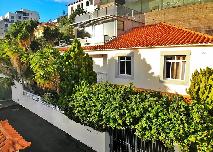 Skyline * Funchal (Madeira)